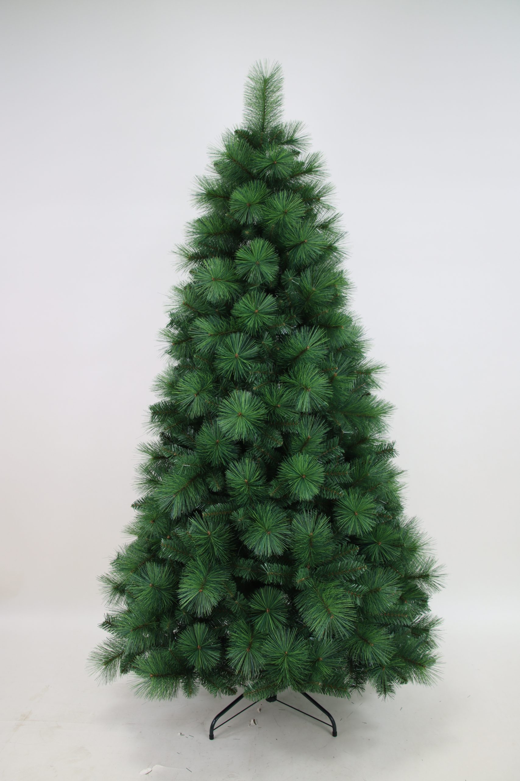 Χριστουγεννιάτικο δέντρο Jena σε παραδοσιακή γραμμή ύψους 2,40m